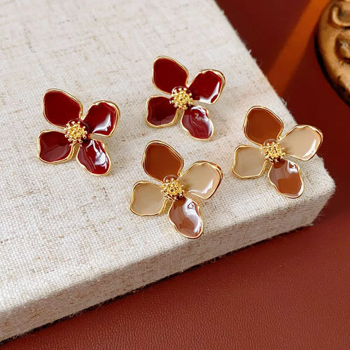 Classical Retro Flower Alloy Enamel Ear Studs 1 Pair