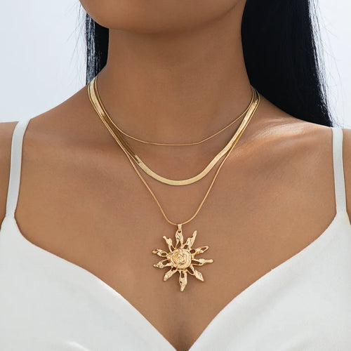 Golden Alloy Sun Necklace For Elegant Style, Featuring Durable Material and Unique Design, 1 Piece