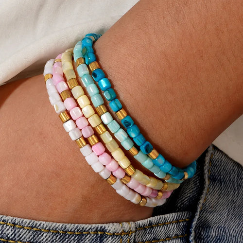 Quadrilateral Beaded Shell Bracelet with Elastic String Chain for Women