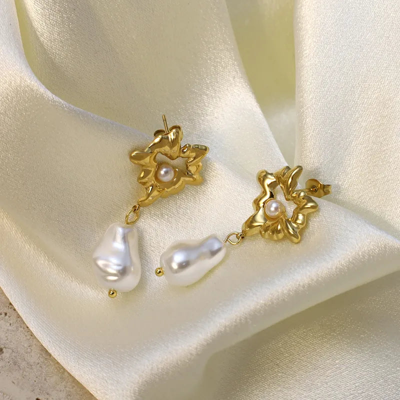 Heart Shape Hammered Earrings for Women with 18K Gold Plated 304 Stainless Steel and Artificial Pearl Inlay